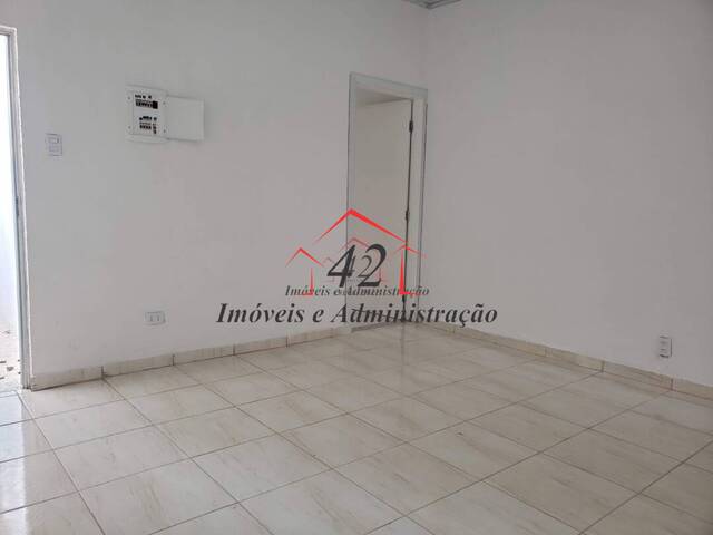 #042027 - Casa para Venda em São Paulo - SP