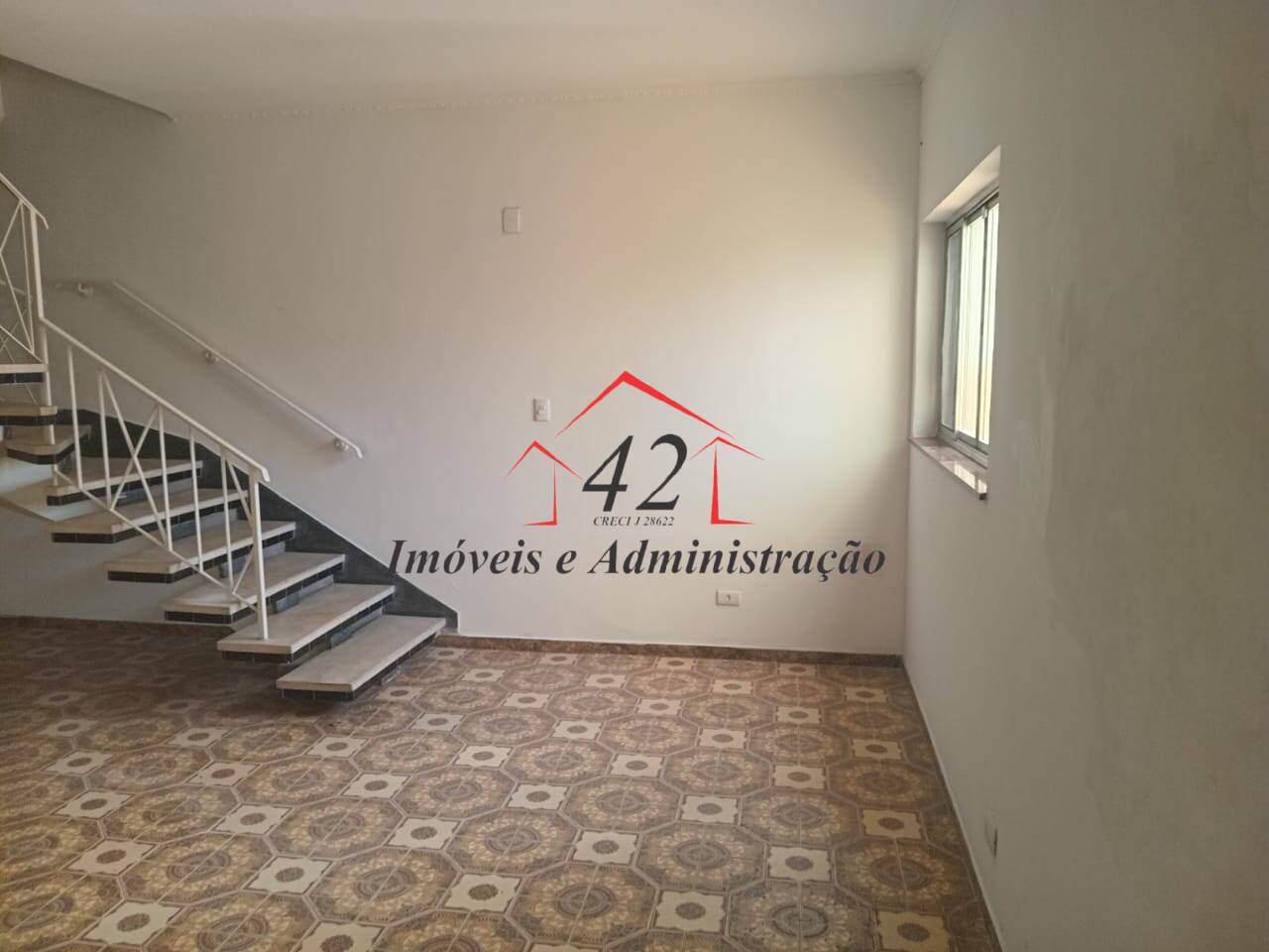 Sobrado, 3 quartos, 257 m² - Foto 2