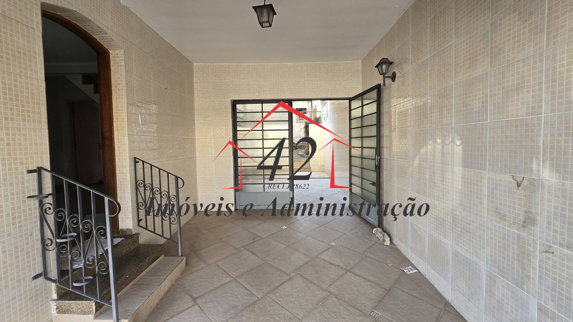Sobrado à venda com 2 quartos, 148m² - Foto 3