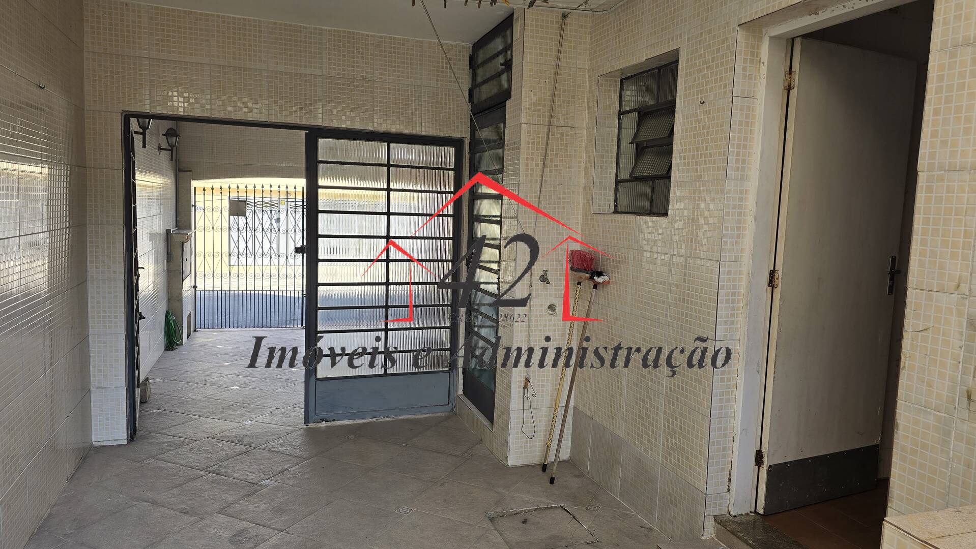 Sobrado à venda com 2 quartos, 148m² - Foto 15