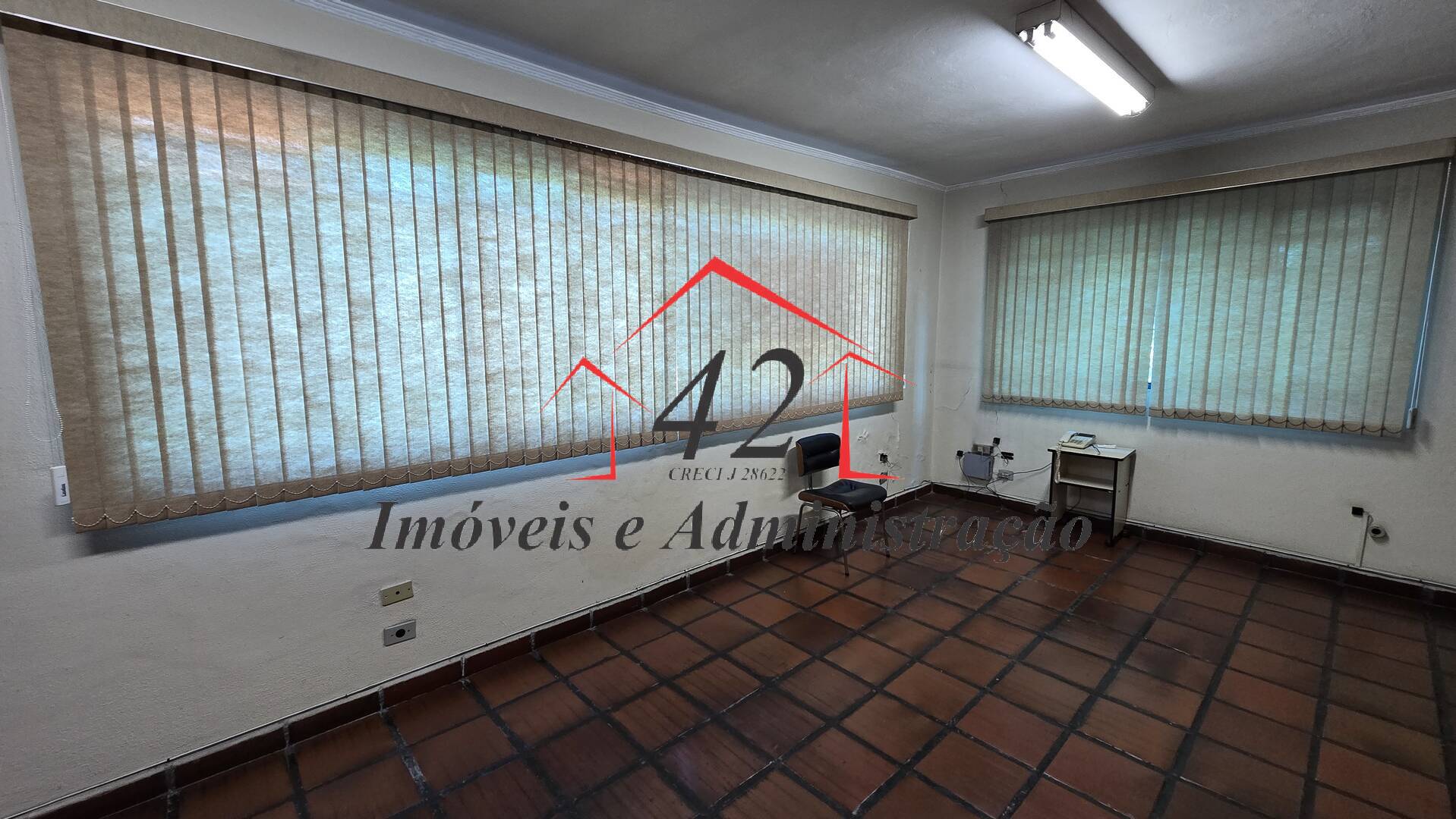 Prédio Inteiro para alugar, 109m² - Foto 4