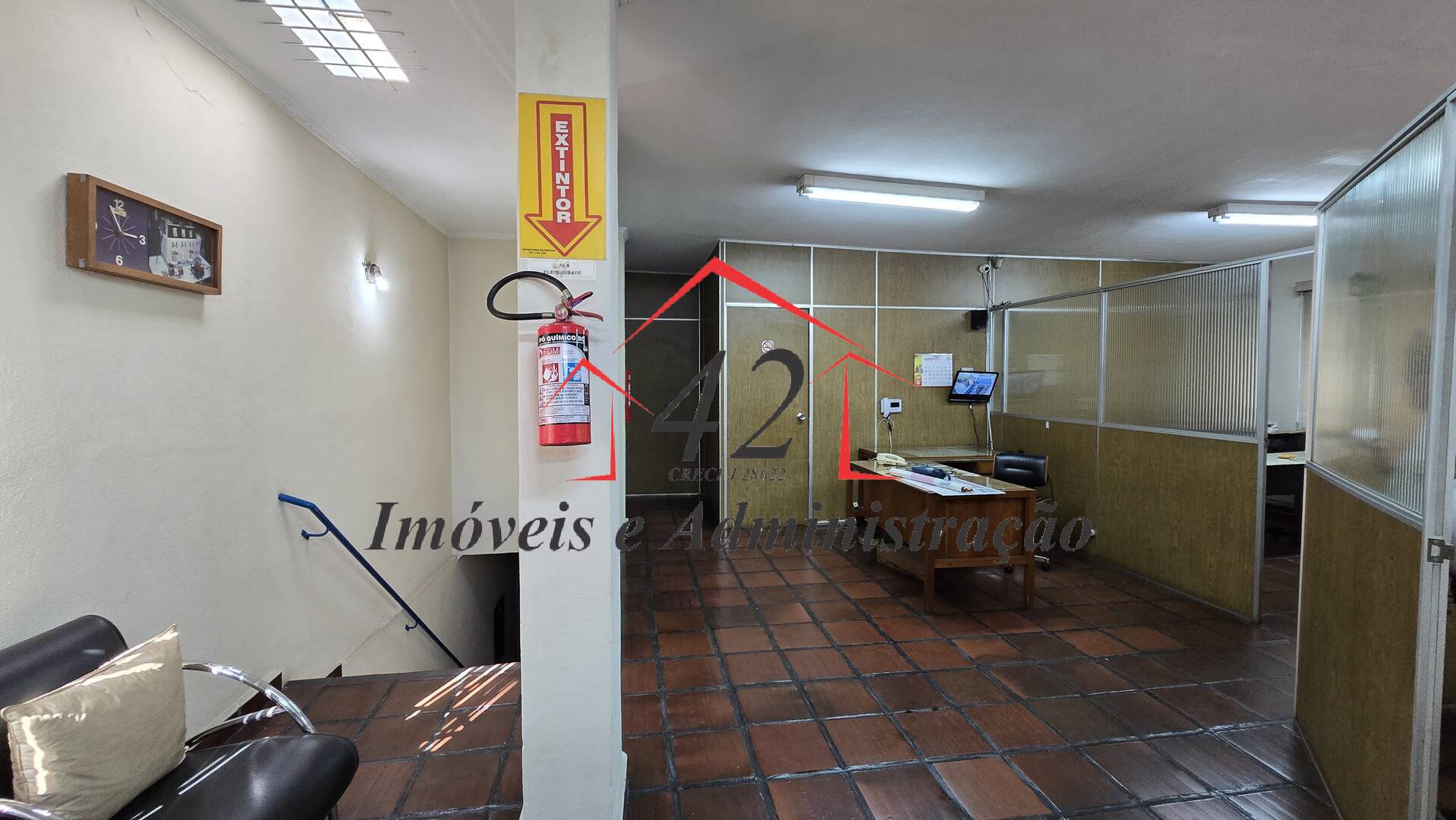 Prédio Inteiro para alugar, 109m² - Foto 3