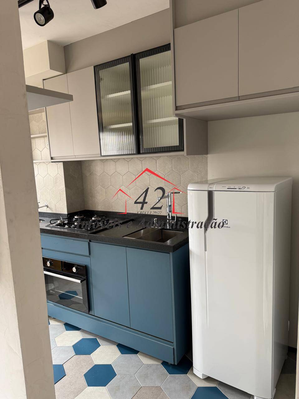 Apartamento para alugar com 1 quarto, 27m² - Foto 1